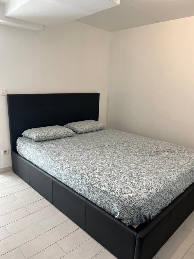 Appartement Au Bor De Mer Марсель Екстер'єр фото